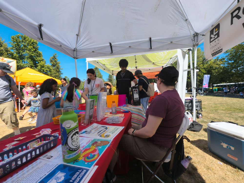KCLS booth at the Redmond Derby Days Festival