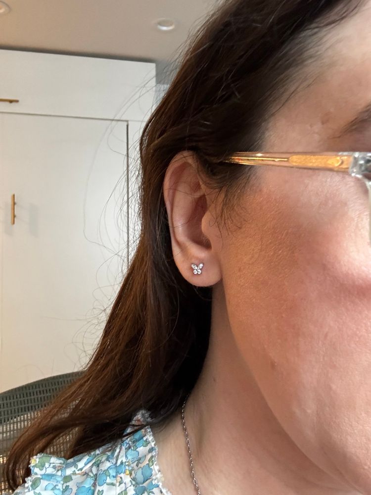 right ear = sparkly butterfly