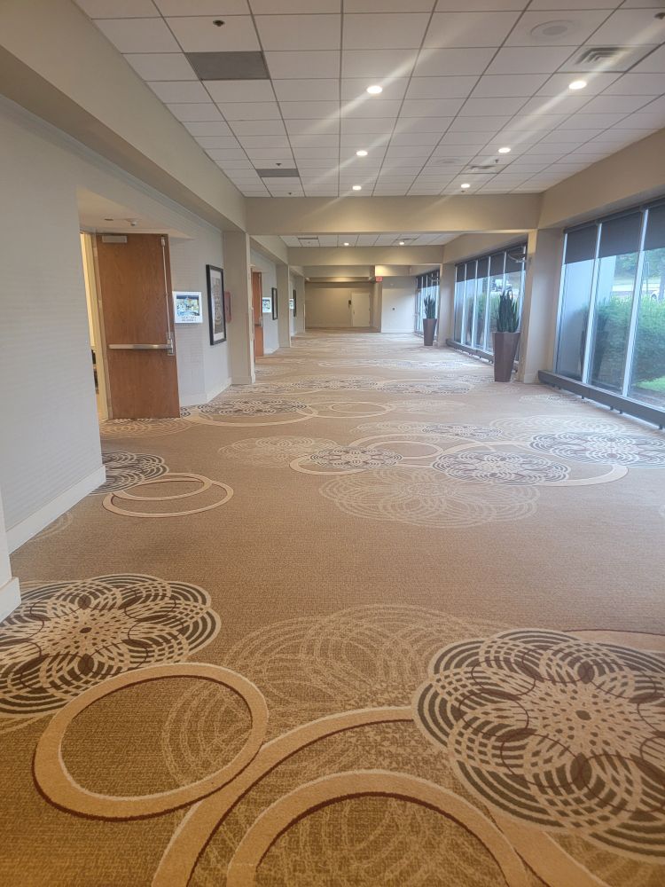 Hallway at the Novi Sheraton that is right outside the main ballroom and also dealer's den area of the old FCN convention 