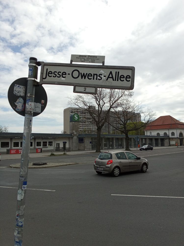 Panneau de rue "Jesse-Owens Allée", Berlin 