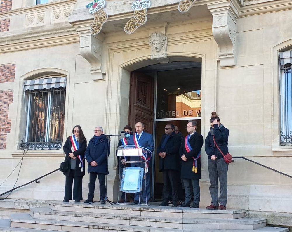Minute de silence Deuil national victimes cyclone #Mayotte