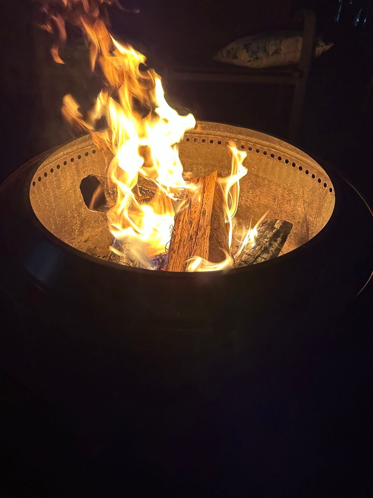 Firepit on the big Solo Stove
