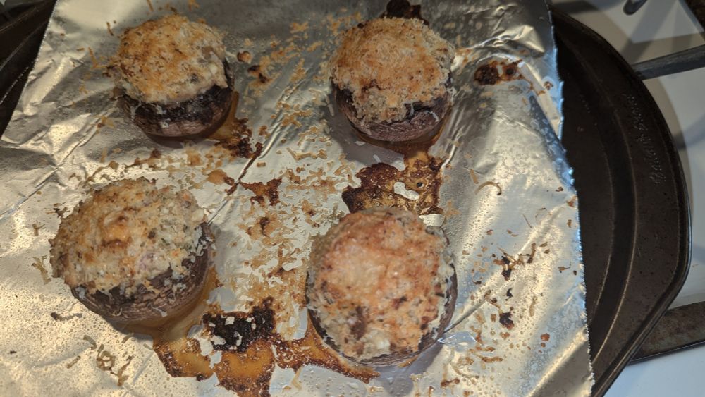 Baked stuffed mushrooms 