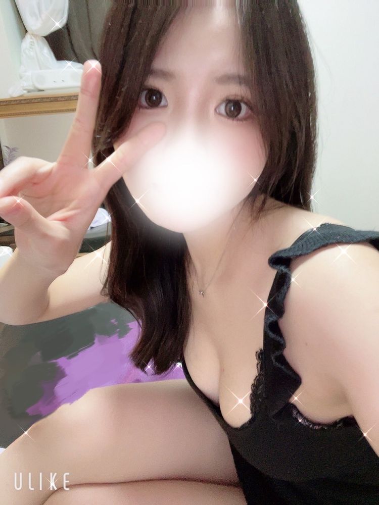 セラピスト：みと