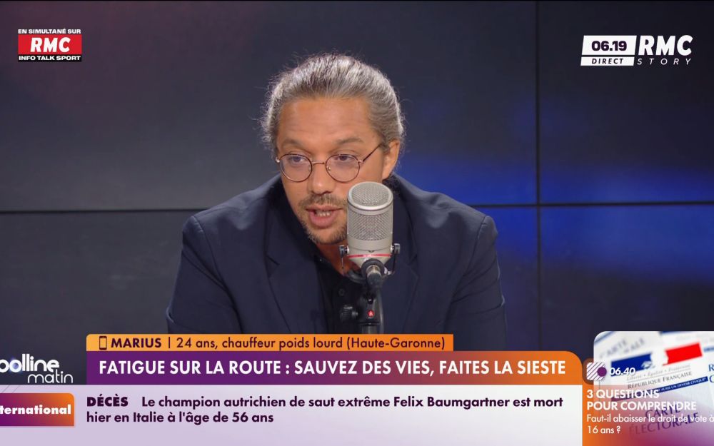 Capture d'écran de l'émission "Apolline matin", de RMC Story (18 juillet 2025). Matthieu Belliard est au micro. En bas de l'écran, un bandeau dit : "Fatigue sur la route : sauvez des vies, faites la sieste."