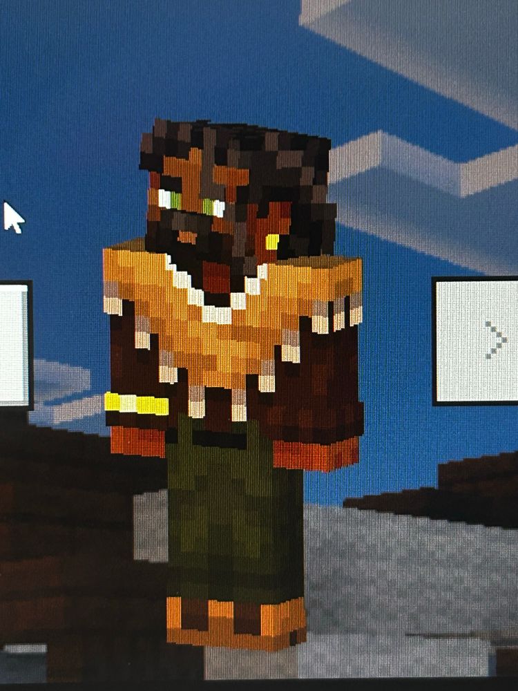 Minecraft OC HEHEHEH 💛 he doesn’t have a name yet, idk if I will ever give him one 