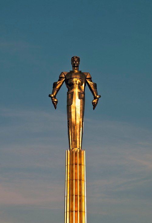 Titanium statue of Gagarin, abover the streets of Moscow. Statue is fashioned to appear as if he is launching into space.