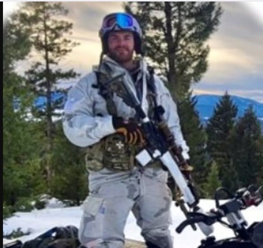 Matthew Liveslberger, 37. US Special Forces veteran.