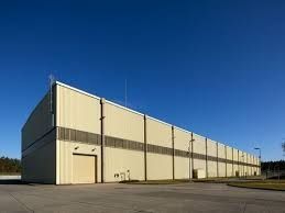 Foto der Lagerhalle, die in Gorleben als Zwischenlager für atomare Brennelemente bezeichnet wird.