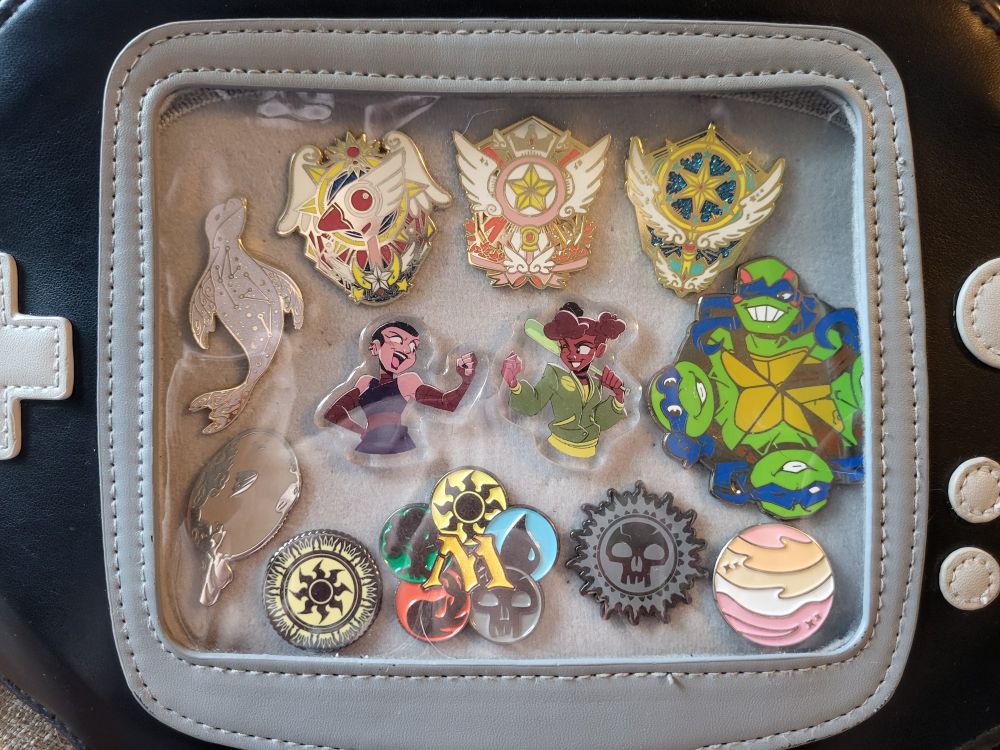a picture of my ita purse. it's been rearranged to include the pin from the previous image.