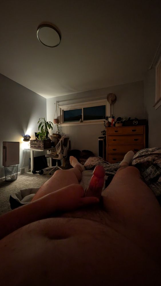 jimmy new bedroom, also penis