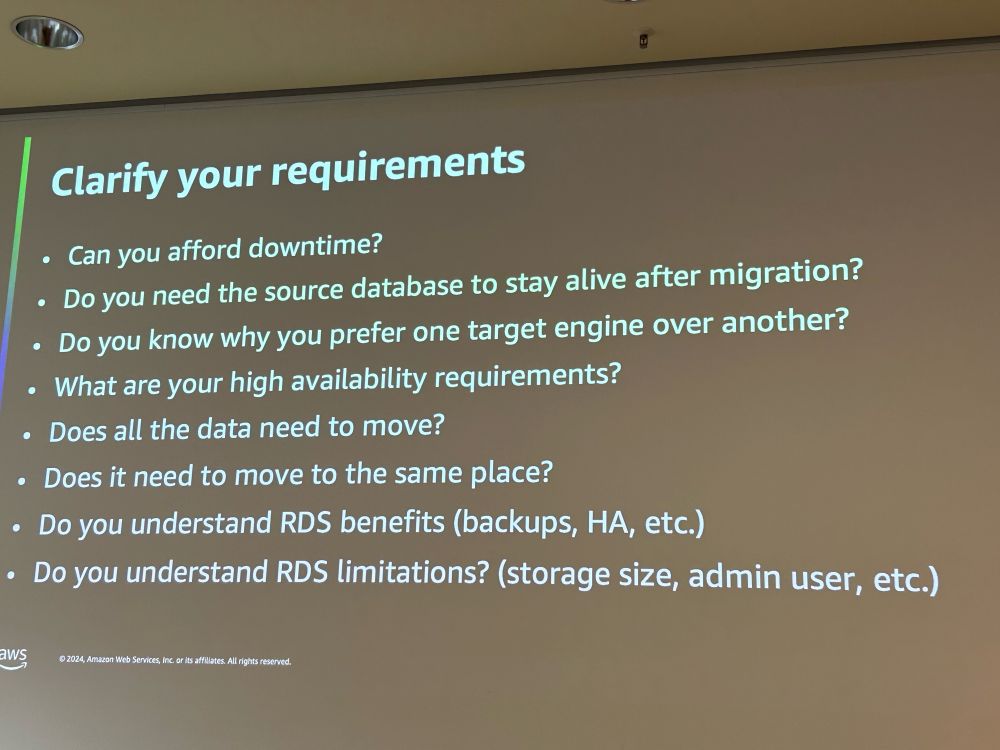 Slide titeled „Clarify your Requirements“