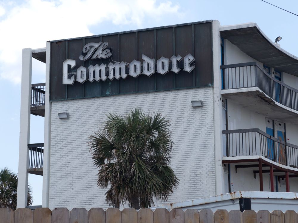a beach front motel called “The Commodore”, it looks a bit run down, but in a way that’s endearing