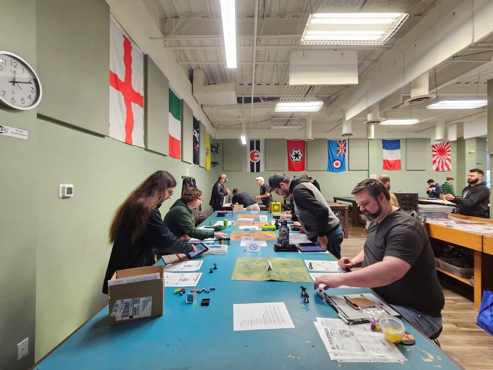 People playing Classic Battletech