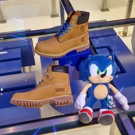 Sonic the Hedgehog-themed Timberlands with a Sonic plush beside them