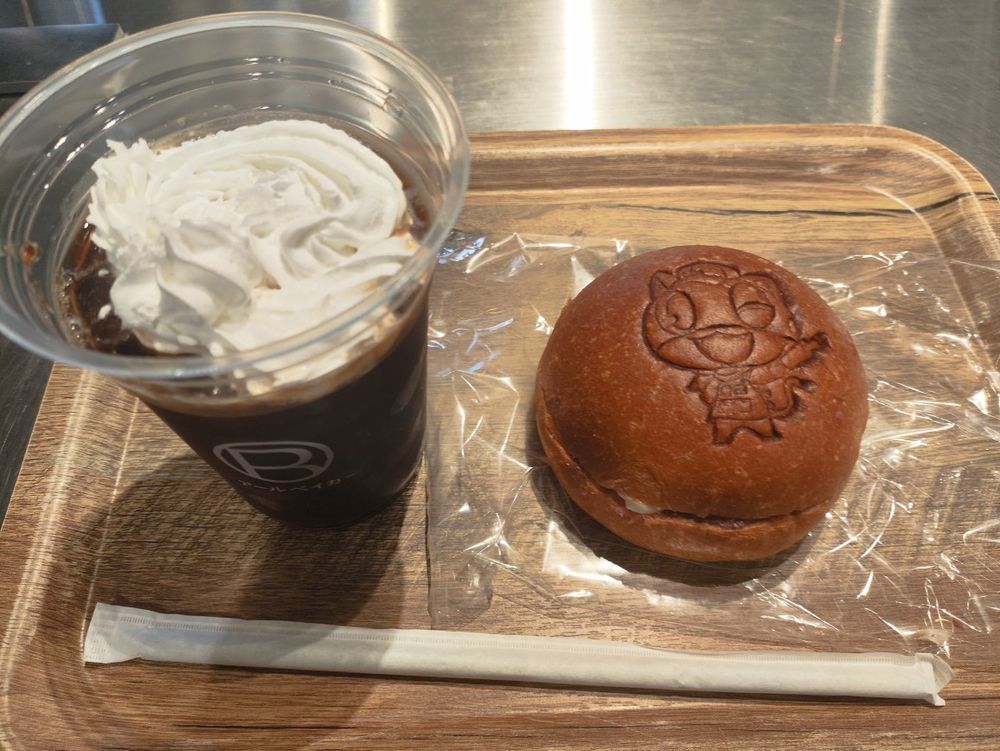 モルガナ あんバターサンド
メメントス ナッツクリームコーヒー