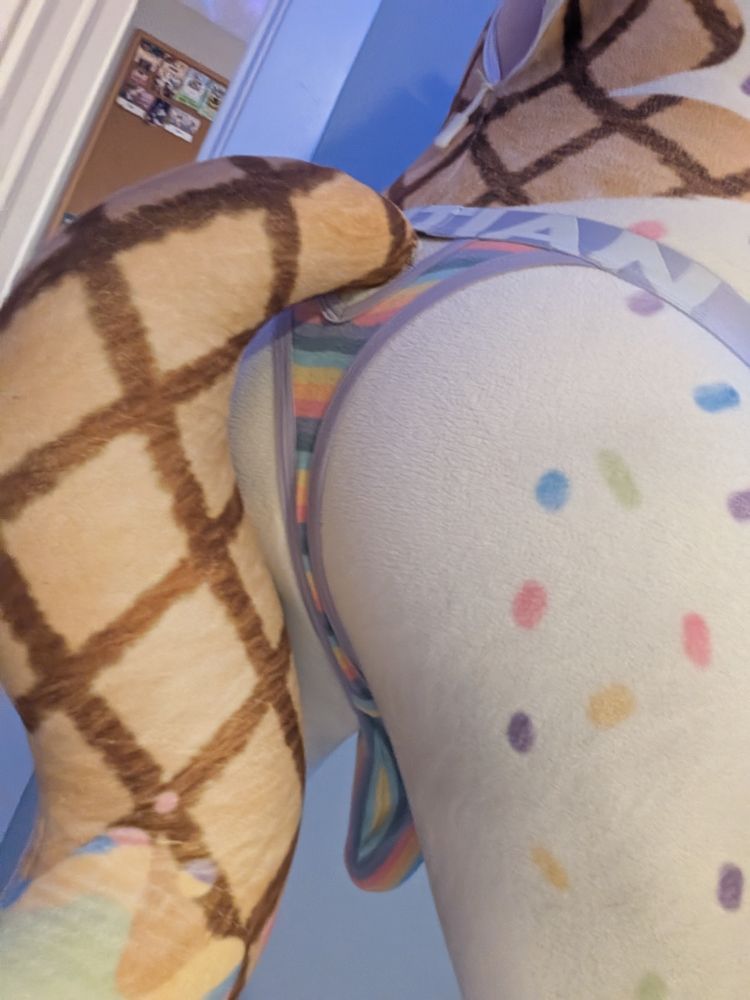 my ass in a petsuit and thong