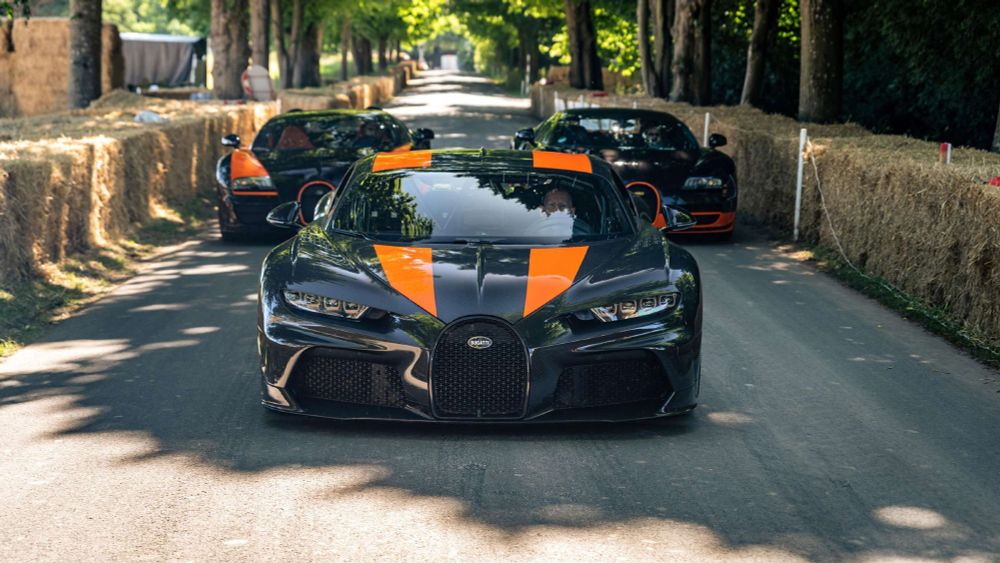 Bugatti Chiron Super Sport 300, Veyron Super Sport and Veyron Grand Sport Vitesse at 2022 Goodwood Festival of Speed, 2022