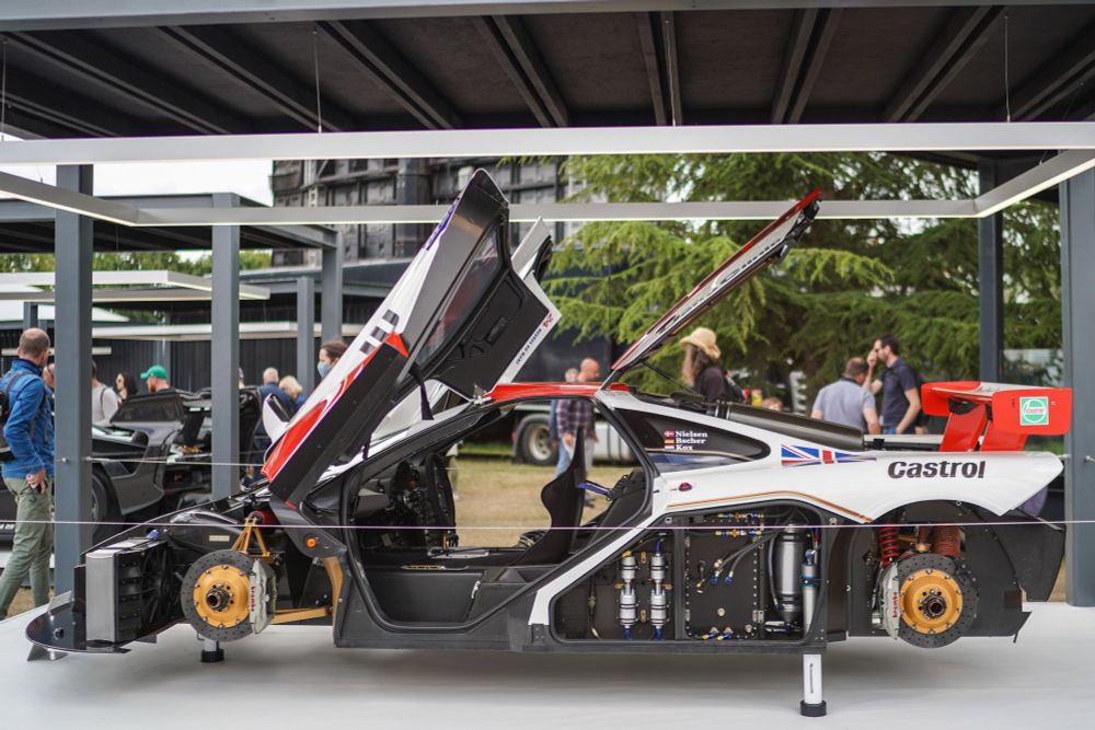 1995 Lanzante McLaren F1 GTR of John Nielsen/Dr Thomas Bscher/Peter Kox. Goodwood Festival of Speed, 2022.
