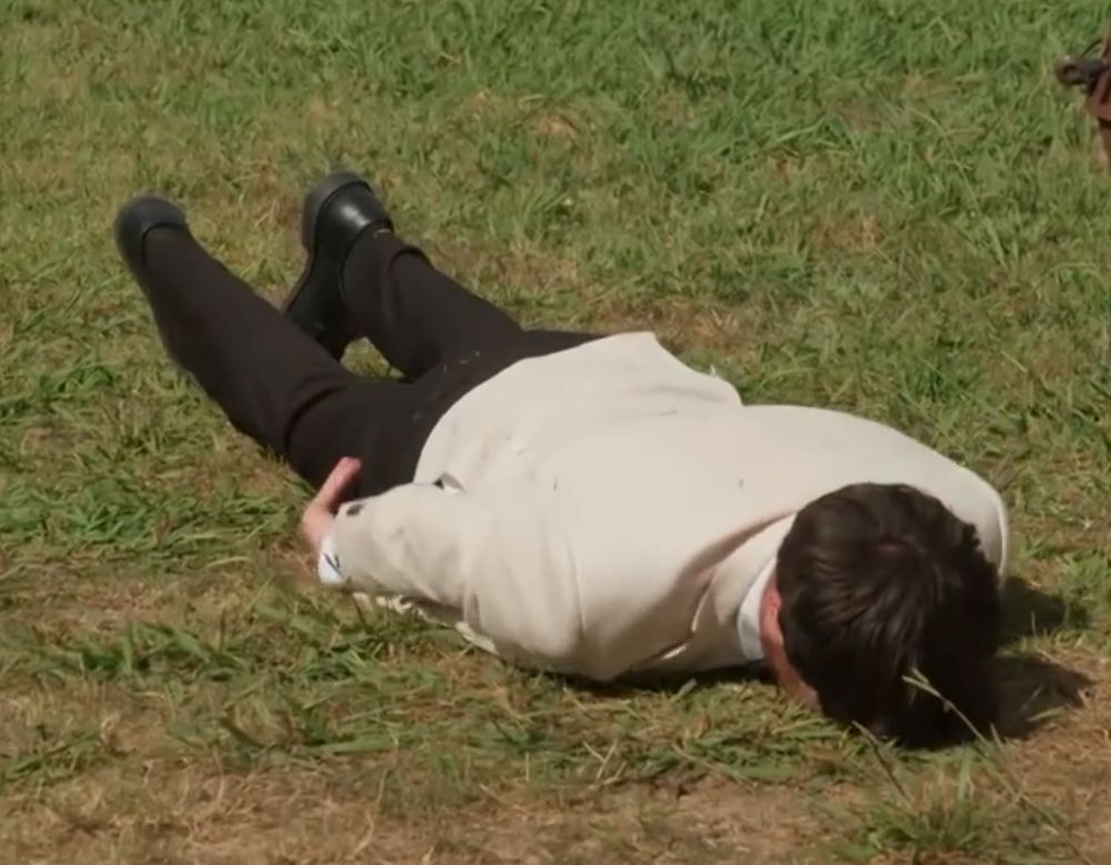 paul williams dead in the grass