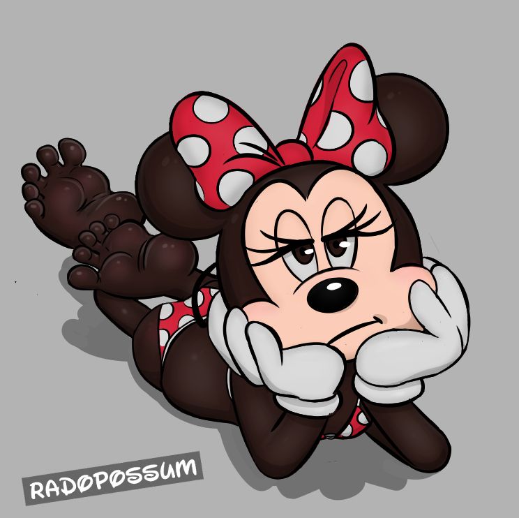 Minerva Mouse, girlfriend of a certain evil corporate capitalist mouse, hanging out in her bikini and showing off her soles.