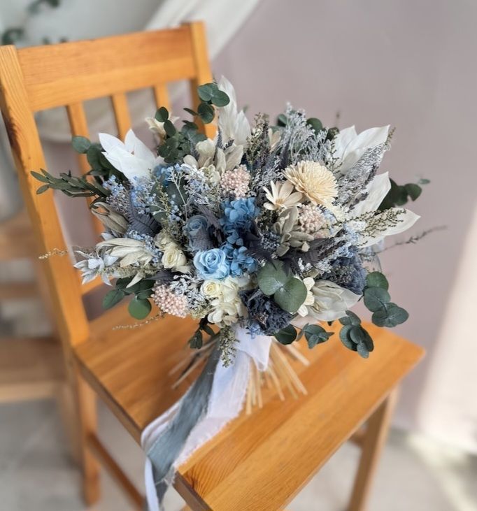 Light blue silver and cream wildflowers 