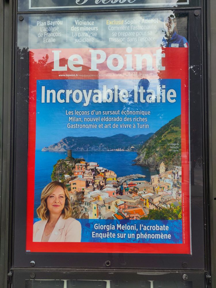 Couverture du Point a la gloire de l'Italie et de Meloni