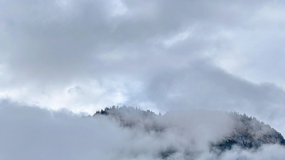 Berge in Wolken 