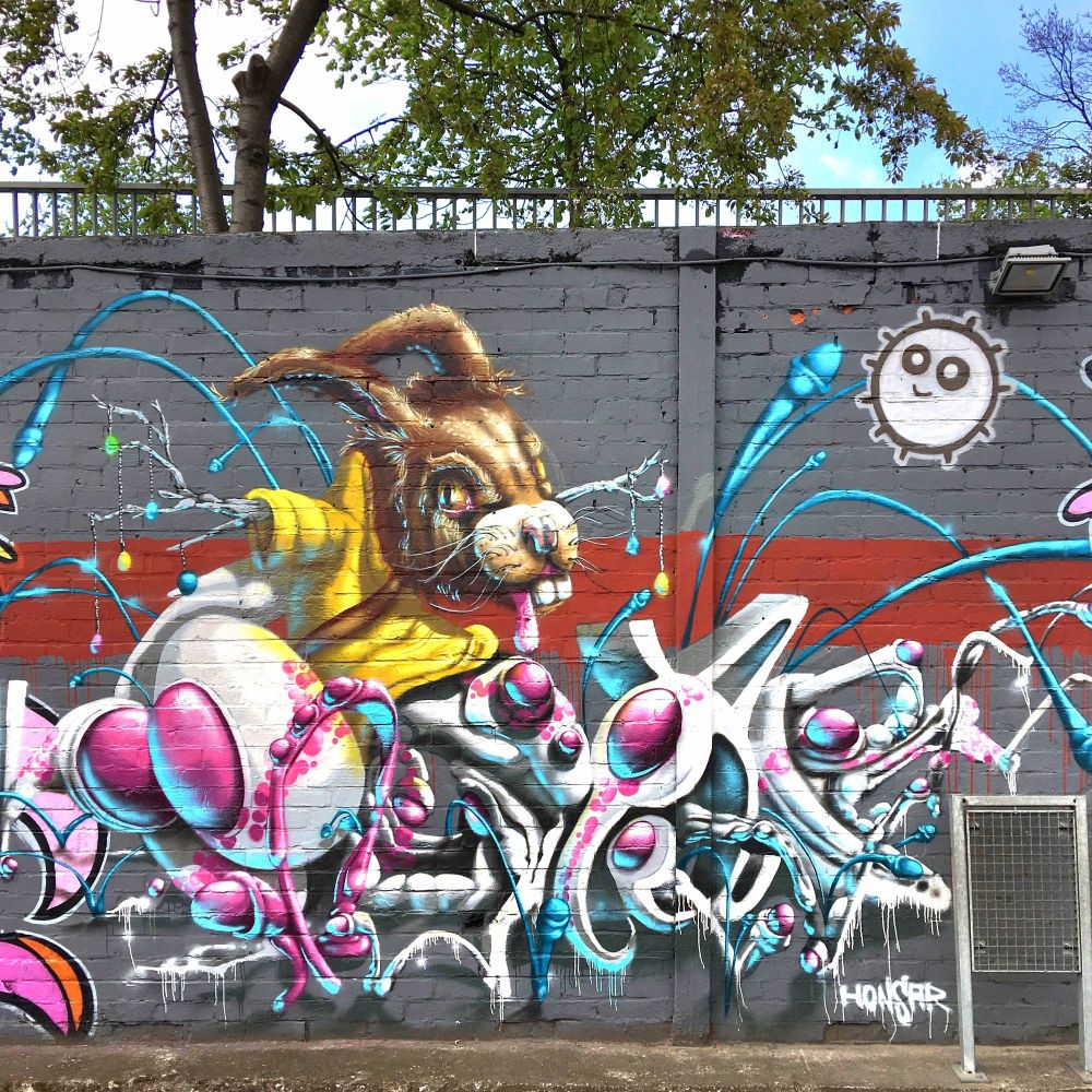Piece by Honsar for Yard 5 in Berlin, Germany. 