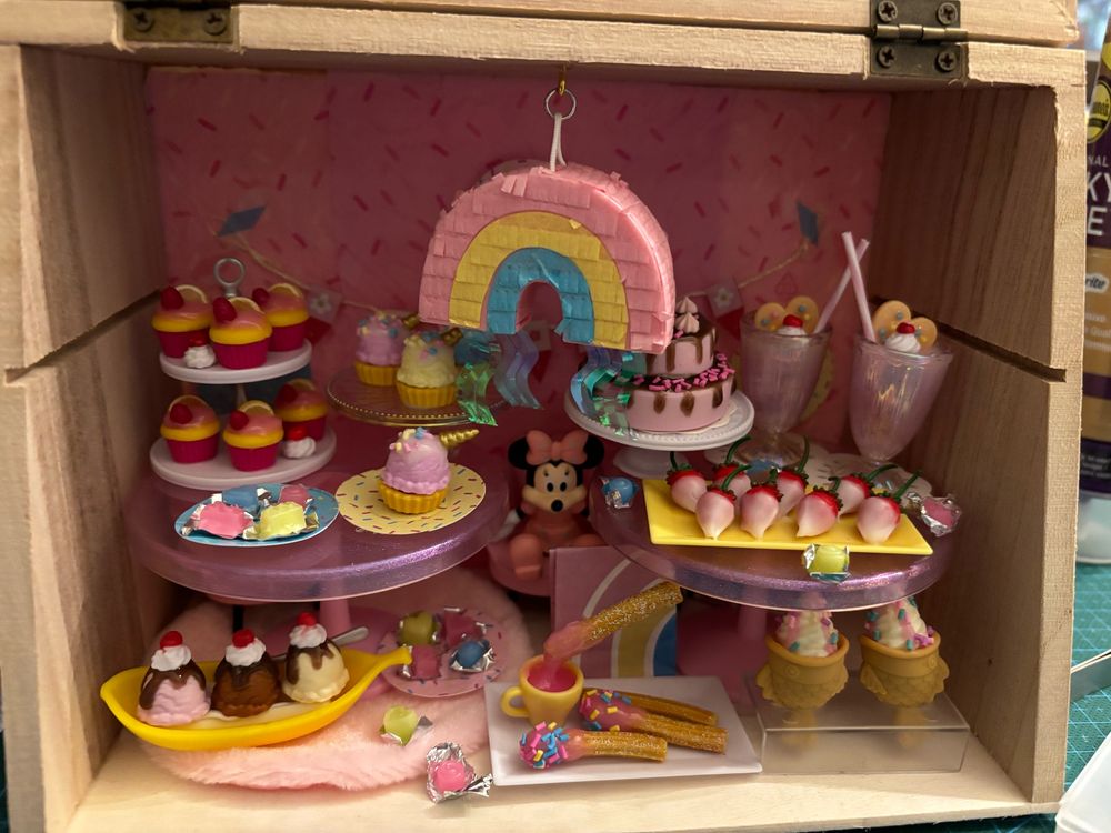 Pink unicorn themed birthday party diorama made with items from Miniverse brands