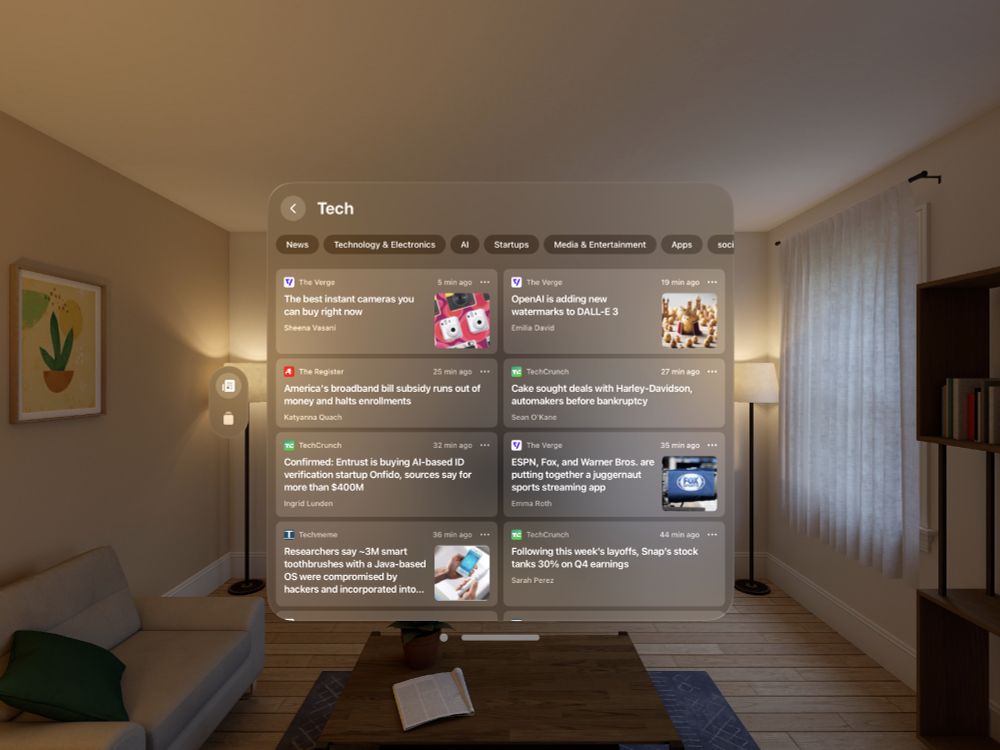 Screenshot of the articles inside a ‘Tech’ folder. Filter categories are shown as horizontal pills along the top. Articles are shown in 2 columns, with thumbnails and headlines. Glass ornaments for news and feeds are visible on the left edge of the window.