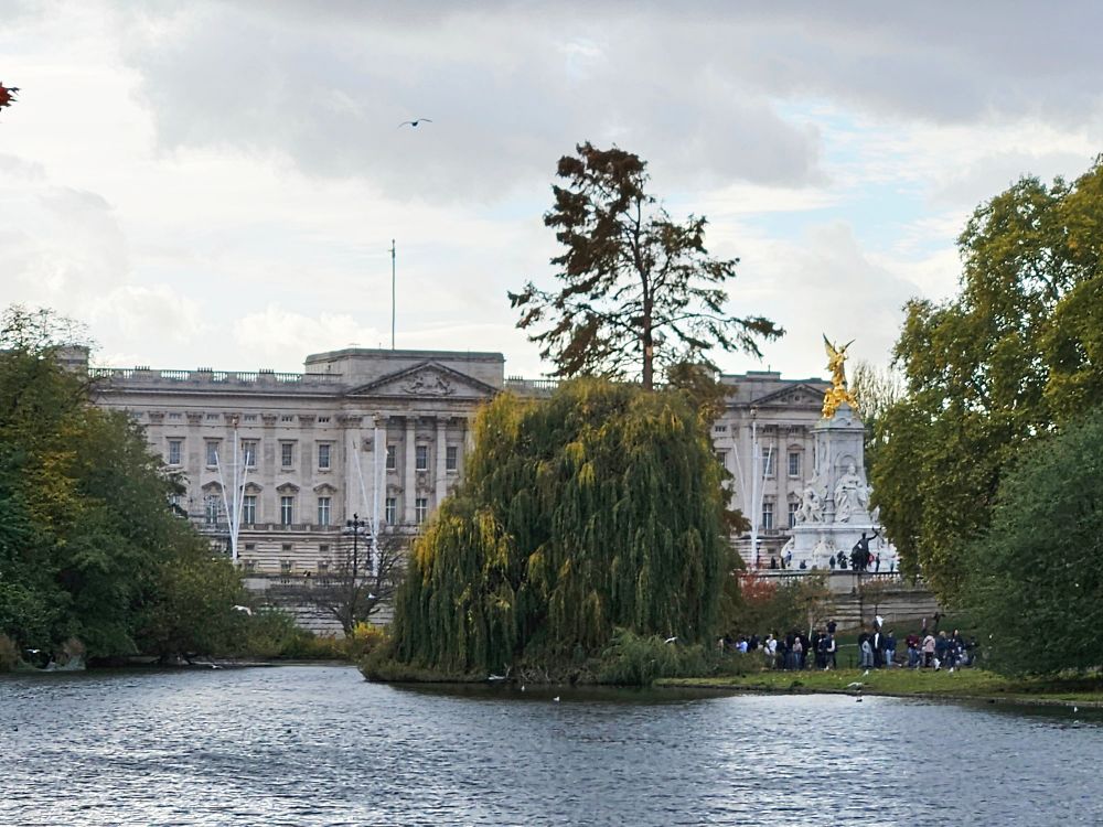 Buckingham Palace 