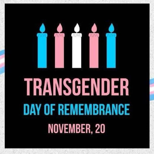 Eine Zeichnung mit fünf brennenden Kerzen in hellblau und rosa. Darunter steht „Transgender, Day of Rememberance, November 20