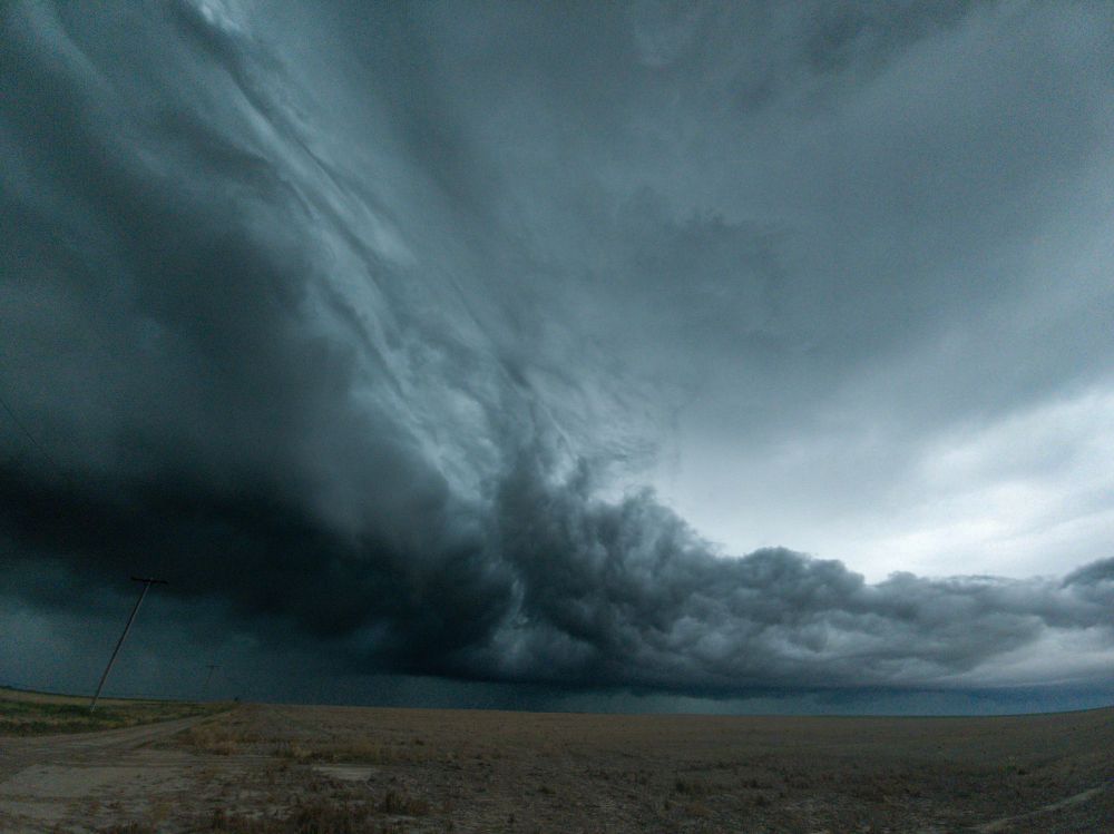 A menacing looking shelf cloud over eastern Colorado.