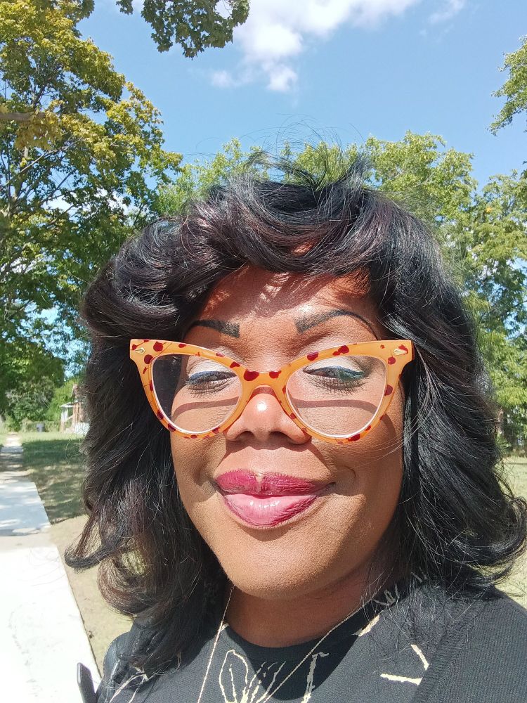 What a beautiful day with beautiful sun and an early fall-in-Michigan breeze!