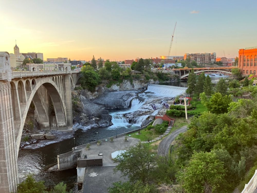 Spokane Falls and arch bridges