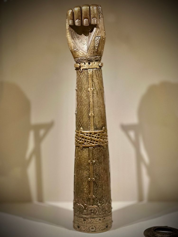 the Lámh Lachtáin dates from around 1120AD and was constructed to house a relic of St Lachteen. Irish National Museum of Archaeology 