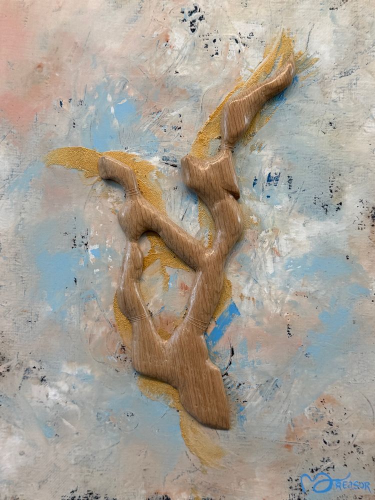 
#painting #woodcarving #blueskyartshow #woodnymph #dyad #dryad #art