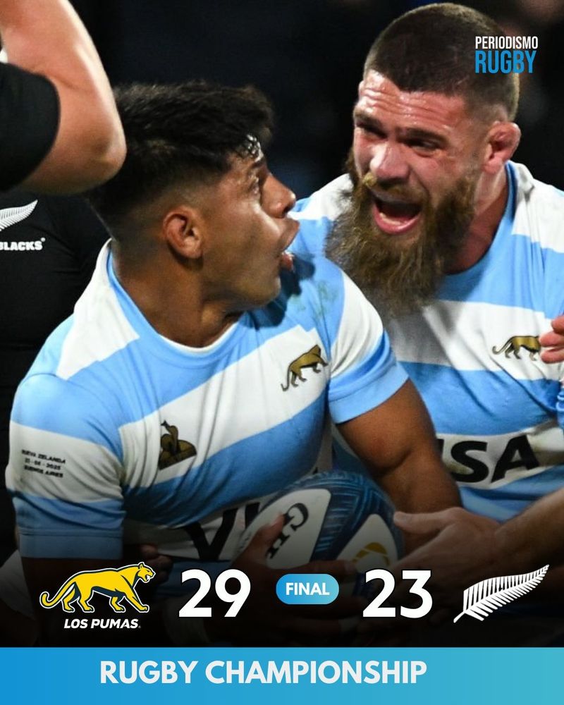 Photo de Garcia celebrant son essai avec Kremer. 