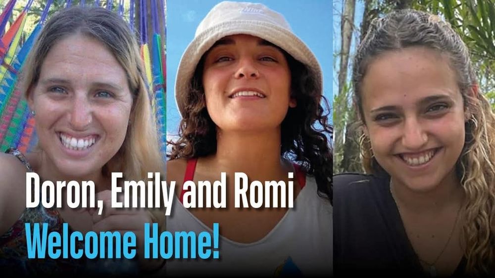 Doron, Emily and Romi
Welcome Home !
Photo des trois otages libérées par ces ordures du Hamas.