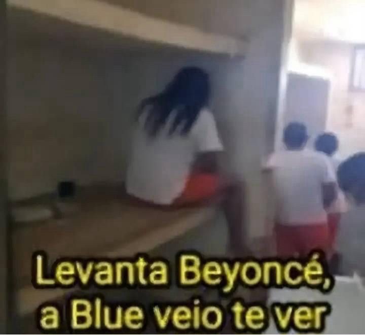 levanta beyonce, a blue veio te ver