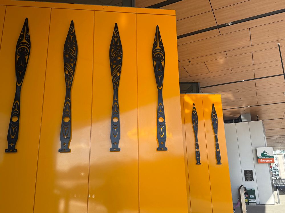 Indigenous art in terminal