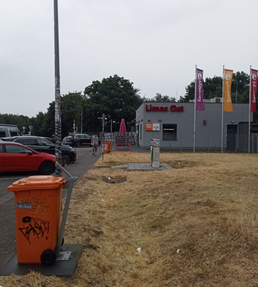 Autobahnraststätte 'Limes Ost' ...