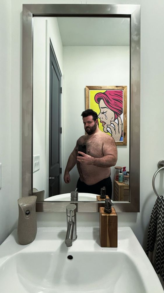 A mirror selfie of a brovine.