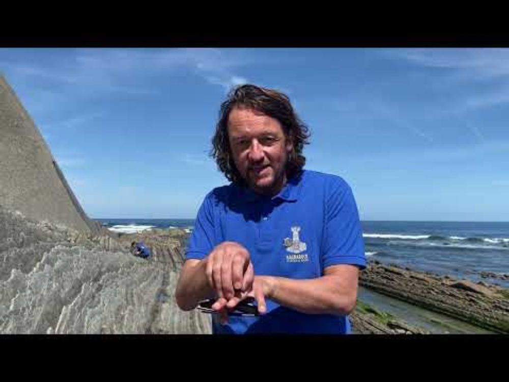Trace fossils in the rocks along Stage 3 of the 2023 Tour de France!