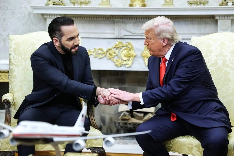 President Bukele of El Salvador with President Trump of the USA in the Oval Office