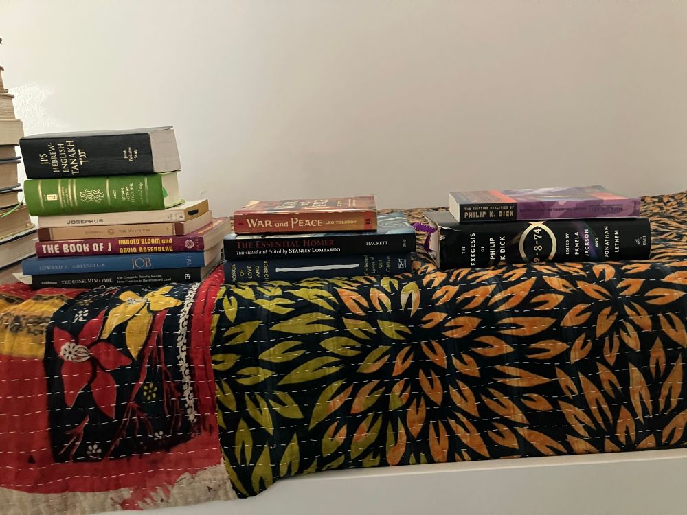 HEBREWS ENGLISH
HXVNYL
1,1
THE BOOK OF J BEND BOSCENE
THE CRAM MIN TIM HA
Bua thi
- WAR and PEACE SO TOATE
DIESENT STANLEY LOMENADE
PHILIP K. DIEK
TMITKO