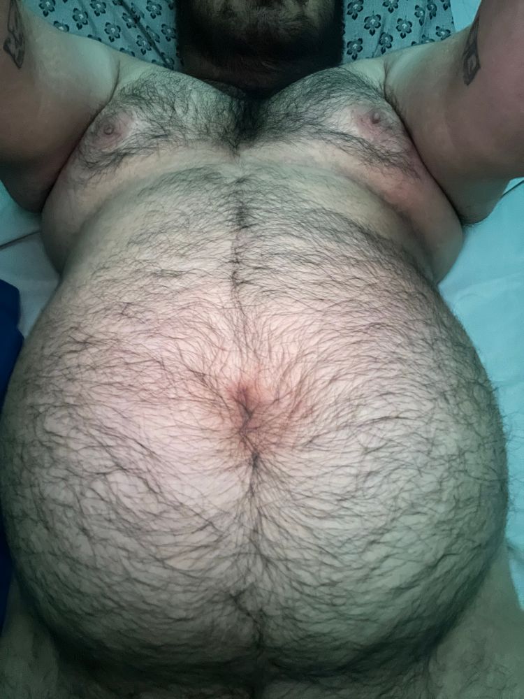 Inflated belly front pov with visible chest and underchin