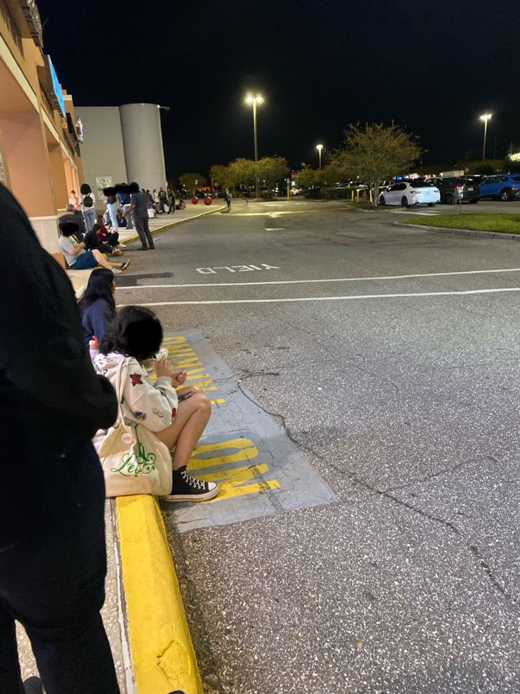 a picture of the line for target when i got there at 5:30am