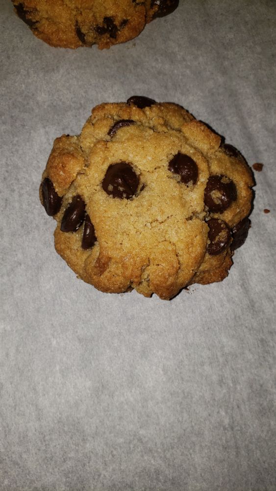 Cookie close up, one on the second tray (with 4 cookies)